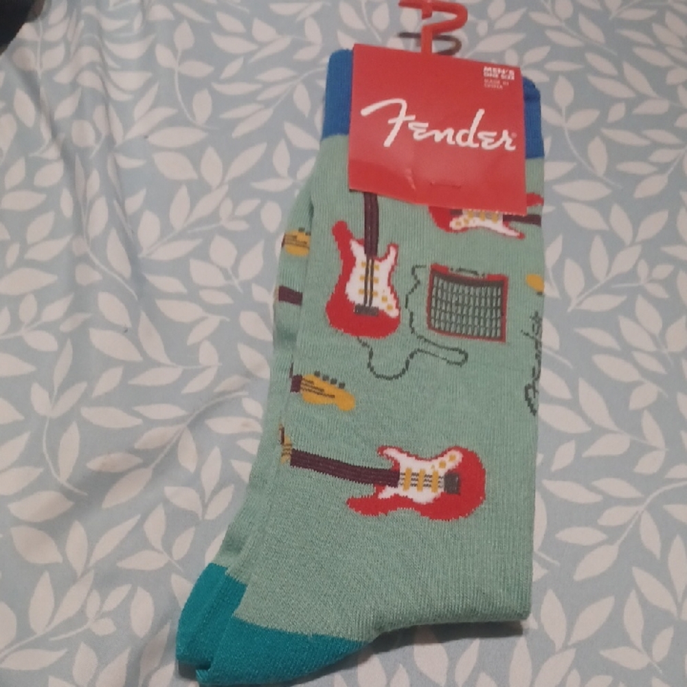 2 Fender Men's Green Guitar Socks
